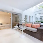 Casa Birdie By Kura Homes * Марбелья